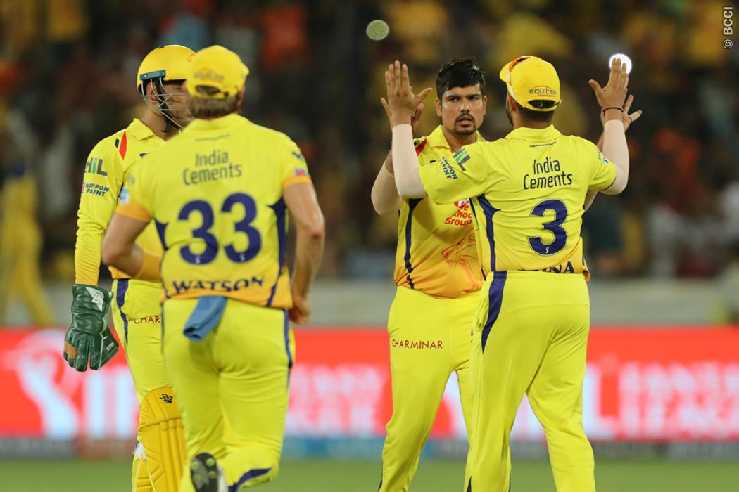 Twitter reacts to Rayudu's brilliant innings and Williamson's valiant effort as CSK dismantled SRH at their 'home'